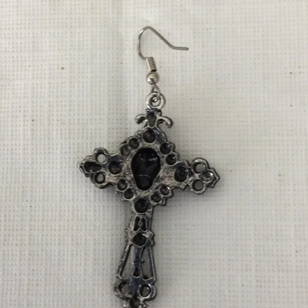 Woman’s Earrings made by Real Metal Great for Halloween